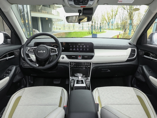 Kia Seltos 2023 SUV con cambio a doppia frizione a 7 velocità e sospensione posteriore a fascio di torsione