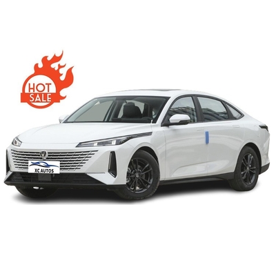 2023 Changan Yida Gdi Dct Flagship Modello 5 Sedate Sedan con motore 1.5T e fotocamera a LED