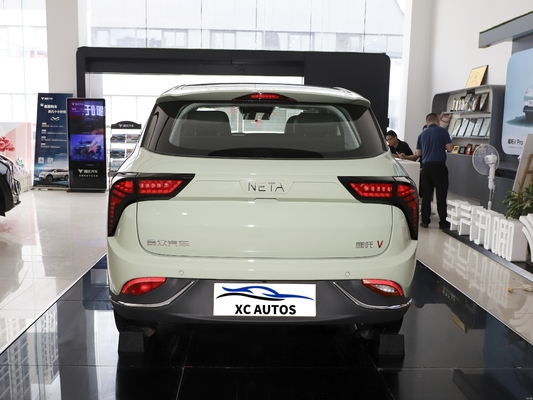 2023 Neta V Rhd Cars EV SUV Grande spazio e 5 sedili con sospensione anteriore Macpherson
