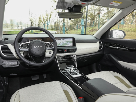 2022 Kia Seltos 2023 5 sedili SUV a benzina Seltos Accessori con 4385x1800x1650MM Dimensione