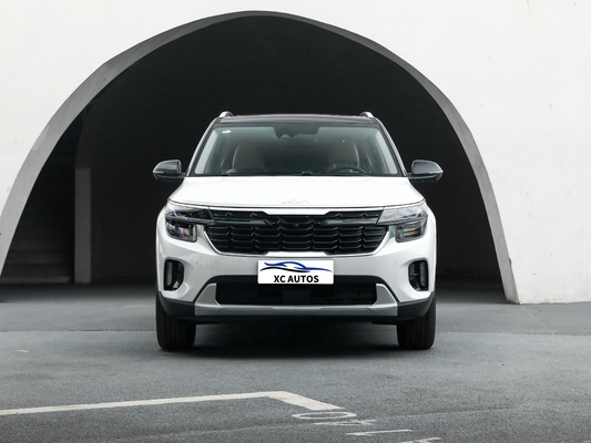 2022 Kia Seltos 2023 5 sedili SUV a benzina Seltos Accessori con 4385x1800x1650MM Dimensione