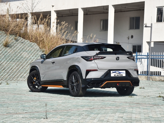 Changan Uni-t 1.5t Fwd Auto a benzina con potenza massima di 100-150PS e 6 radar
