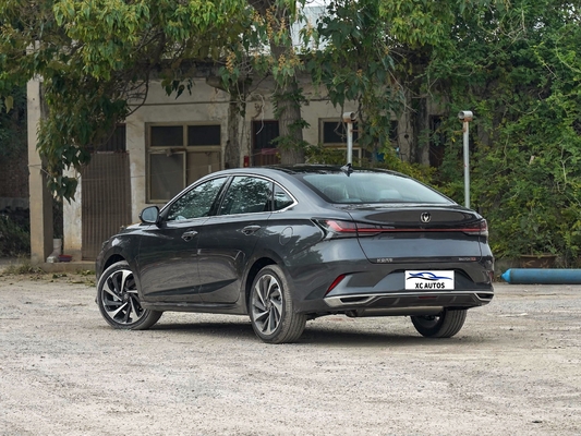 2023 Turbo 5 posti Changan Yida Sedan ODM Sport Automatico Buone condizioni ESC incluso