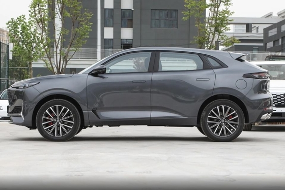2024 Uni-K Changan Benzina Awd Suv Auto con 5 porte 5 sedili struttura del corpo e ESC