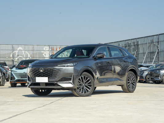 Changan Uni-K 2.0T SUV a benzina 2024 regolazione del sedile del conducente elettrico e fari a LED
