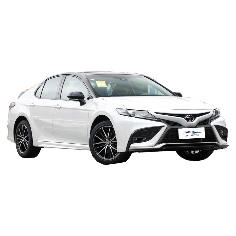 Auto usata Toyota Camry 2018 con fari a LED Modello Peak a due motori e 5 posti