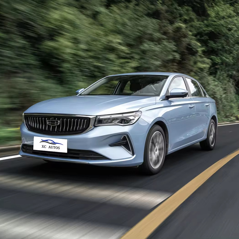 Grande valore Geely Emgrand berlina con Macpherson sospensione anteriore e R16 dimensione pneumatico