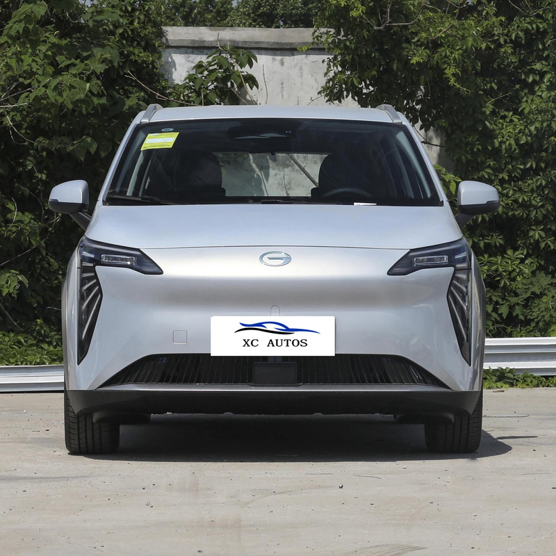 GAC AION Y Sedan EV Car Car elettrico con touch screen e freno di parcheggio elettrico
