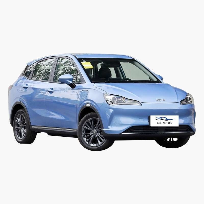 Pure Electric Neta V 5 posti auto con 400Km Long Endurance e Front 4 Rear 4 Radar