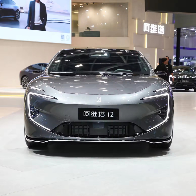 Veicolo elettrico da 5 posti Electric EV Car Auto Avatr 12 Smart Vehicle con lunga durata della batteria