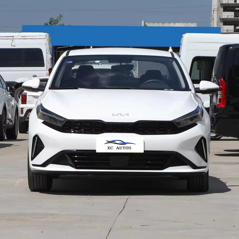 Kia K5 GT-Line Sedan 2023 Auto usate Benzina 5 posti Sedan Auto Prodotta in K5 e GT-Line