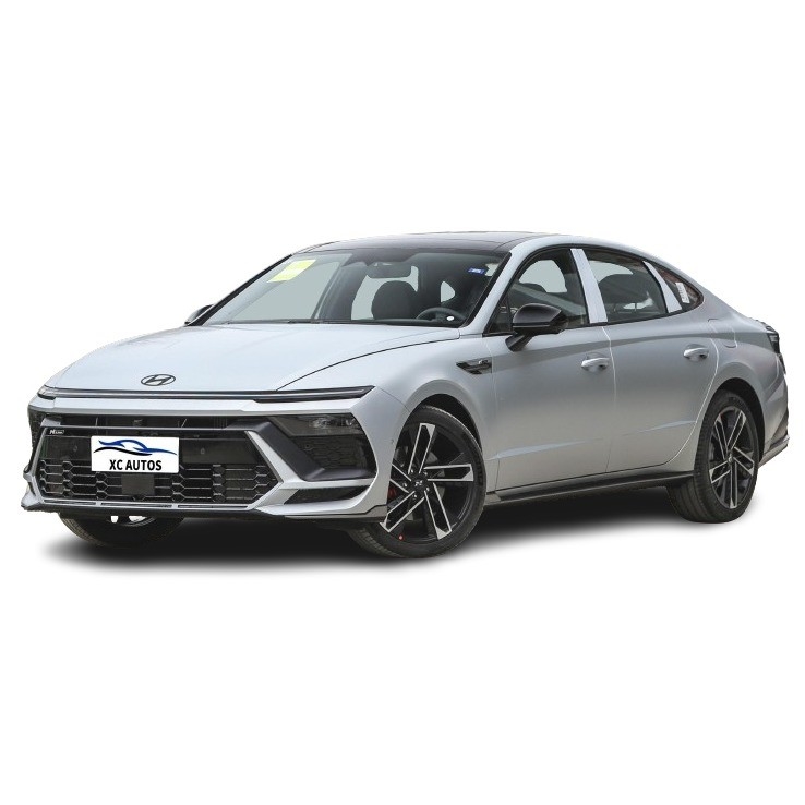 2024 Sonata 2.0T FWD con seggiolini in cuoio e pneumatici R19 conformi all'Euro VI