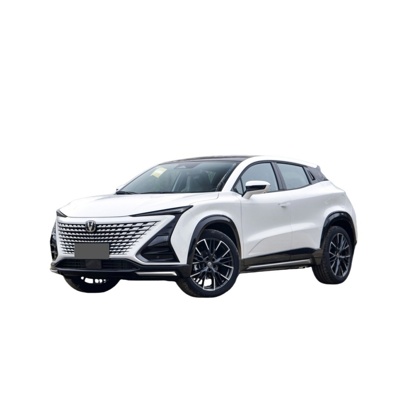 Changan Uni-t 1.5t Fwd Auto a benzina con potenza massima di 100-150PS e 6 radar